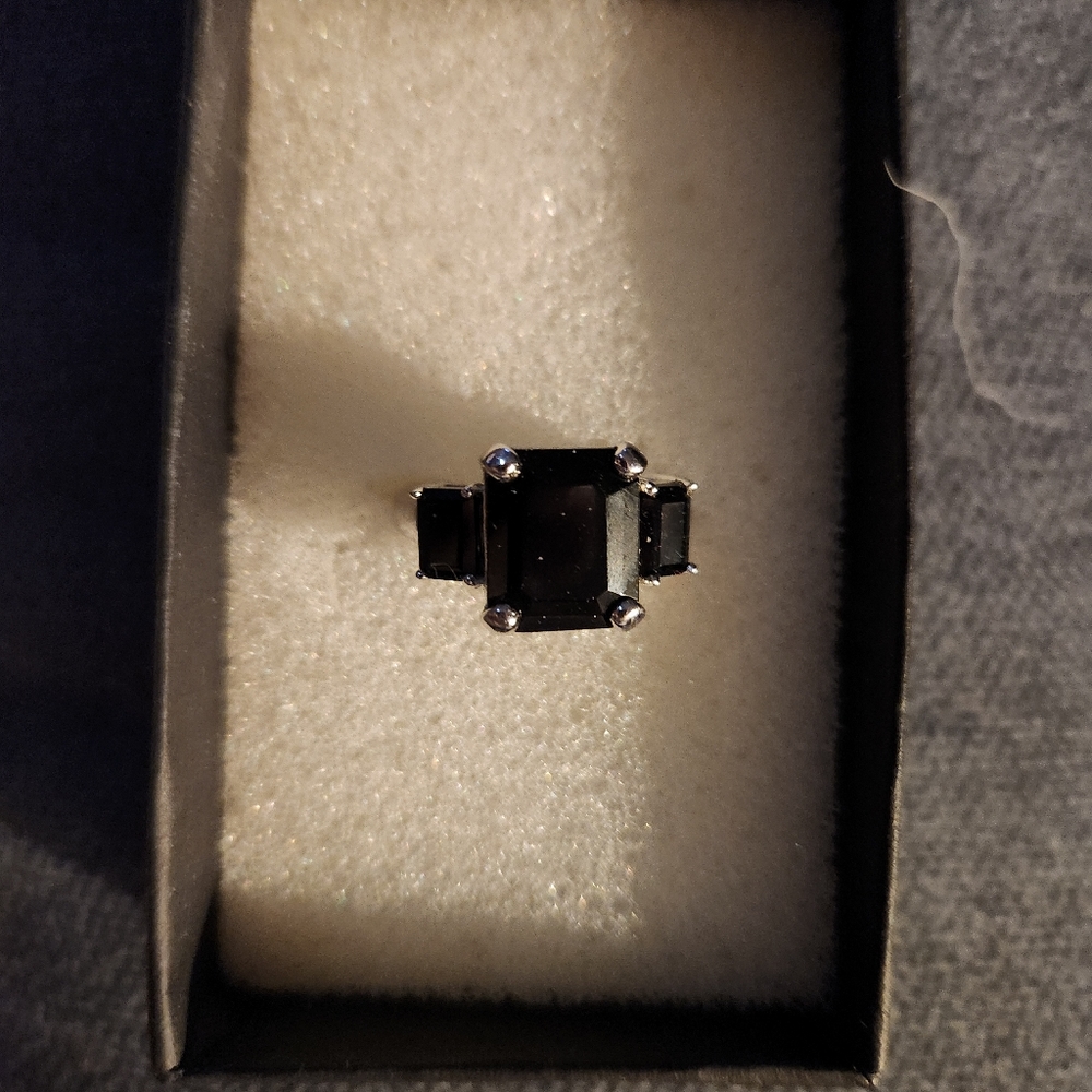 NEW Onyx ring